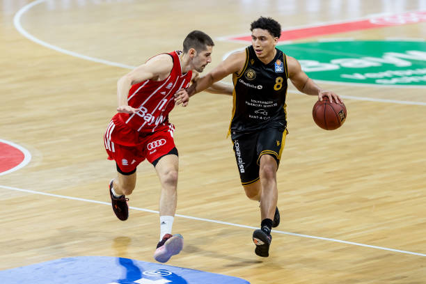 广厦的灵魂 广厦的灵魂