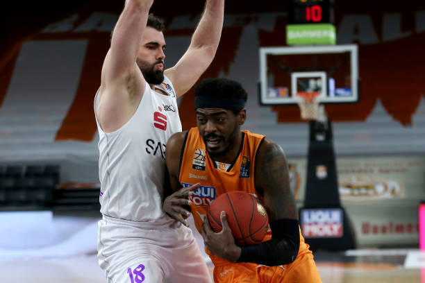 刻团结一心 刻团结一心